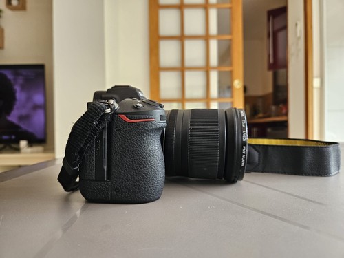 Nikon 24 70mm f 4 - z, f/4